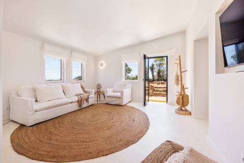 Moinho com casa, piscina e terreno com 12.200m2, em São Brás de Alportel