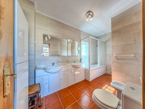 TRIANGULO DOURADO - Moradia em condomínio privado, perto de Vale do Lobo