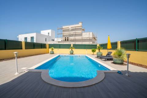 Moradia em condomínio privado, perto de Vale do Lobo