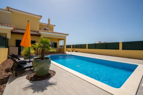 Moradia em condomínio privado, perto de Vale do Lobo