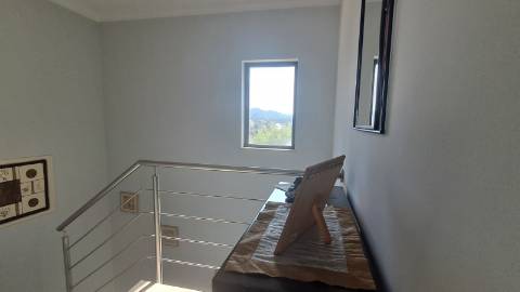 Moradia T3 com Terraço e Garagem em Salir - Conforto e Tranquilidade no Algarve