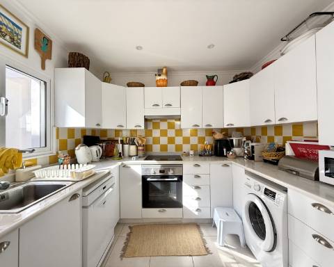 Casa geminada com charme I T2 +1 I Quintal I Centro de Vila Real de Santo António