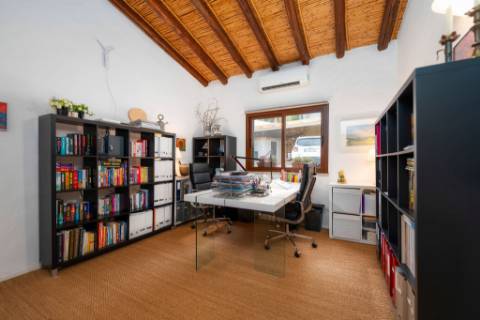 Moradia Térrea V4 com garagem e piscina perto Loulé