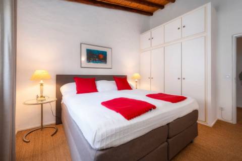 Moradia Térrea V4 com garagem e piscina perto Loulé