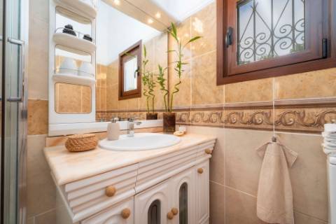 Moradia Térrea V4 com garagem e piscina perto Loulé