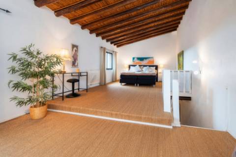 Moradia Térrea V4 com garagem e piscina perto Loulé