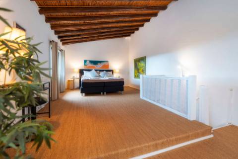 Moradia Térrea V4 com garagem e piscina perto Loulé