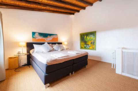 Moradia Térrea V4 com garagem e piscina perto Loulé