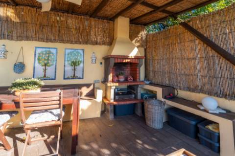 Moradia Térrea V4 com garagem e piscina perto Loulé