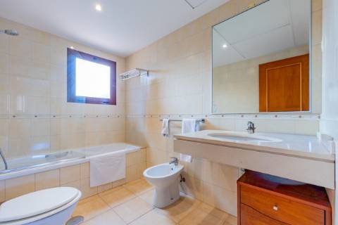 Fantástica moradia V3+1 no prestigiado resort de golfe Vila Sol