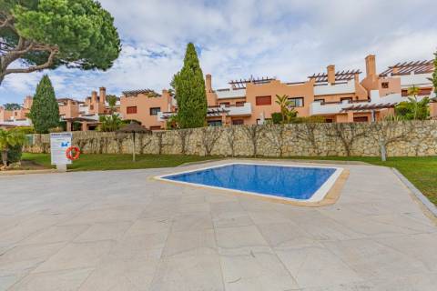 Fantástica moradia V3+1 no prestigiado resort de golfe Vila Sol