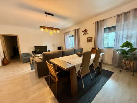 Apartamento T2 perto do centro - Loulé