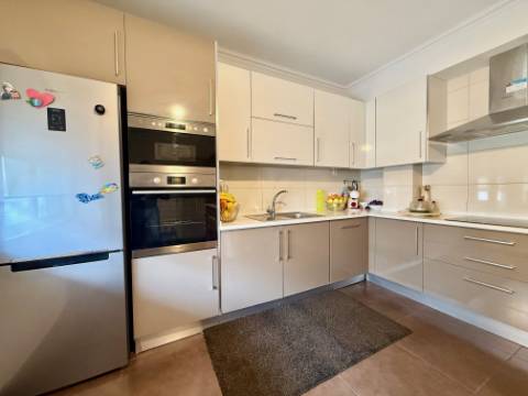 Apartamento T2 perto do centro - Loulé