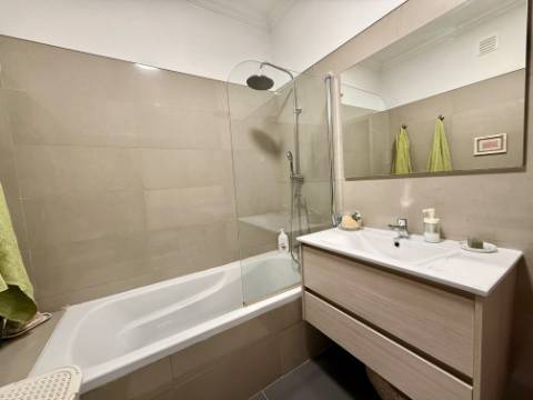 Apartamento T2 perto do centro - Loulé