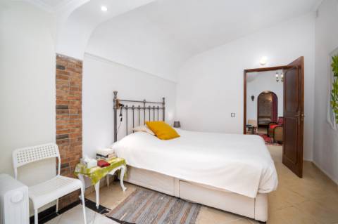 Moradia térrea de 3 quartos e piscina