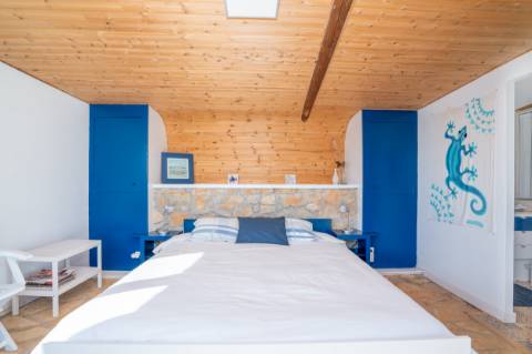 Moradia térrea de 3 quartos e piscina