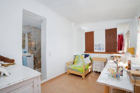 Moradia térrea de 3 quartos e piscina