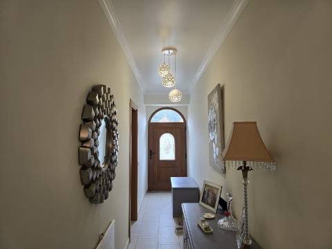 Moradia Tradicional Térrea 3 quartos e piscina