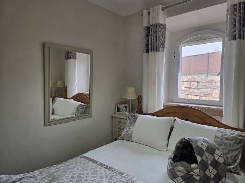 Moradia Tradicional Térrea 3 quartos e piscina