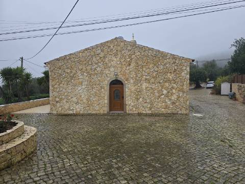 Moradia Tradicional Térrea 3 quartos e piscina