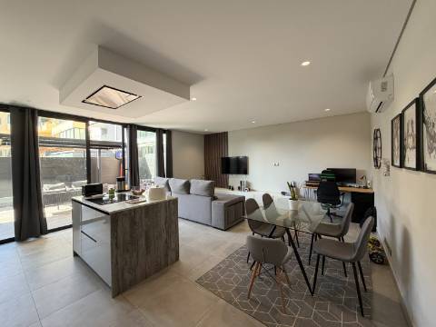 Apartamento T2 em Almancil Moderno com Excelente Localização