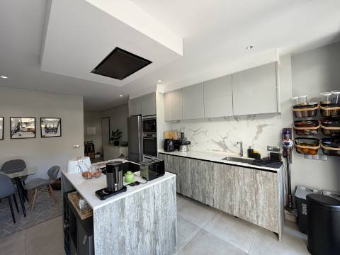 Apartamento T2 em Almancil Moderno com Excelente Localização