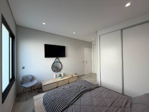 Apartamento T2 em Almancil Moderno com Excelente Localização