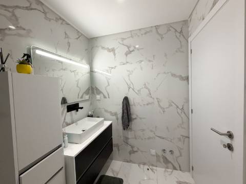 Apartamento T2 em Almancil Moderno com Excelente Localização