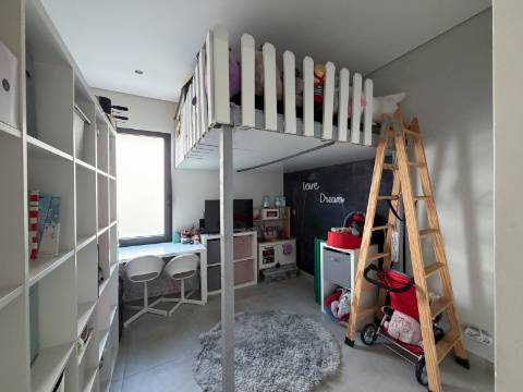 Apartamento T2 em Almancil Moderno com Excelente Localização