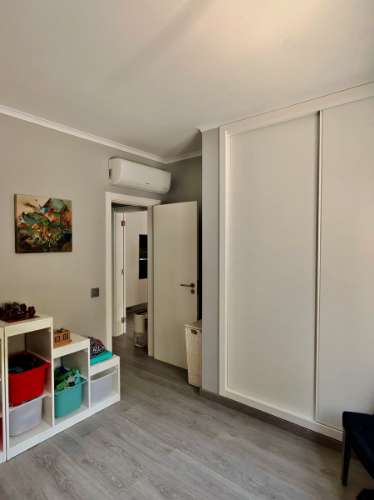 Elegante Moradia Familiar com Espaço Exterior a Minutos de Loulé