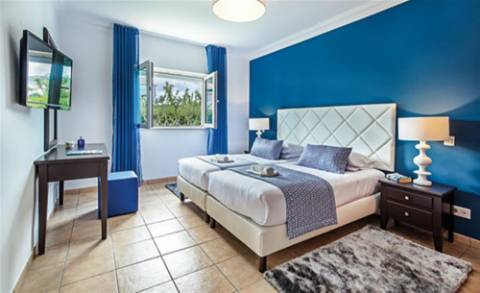 EXCLUSIVIDADE Moradia 4 quartos com piscina e garagem e furo.