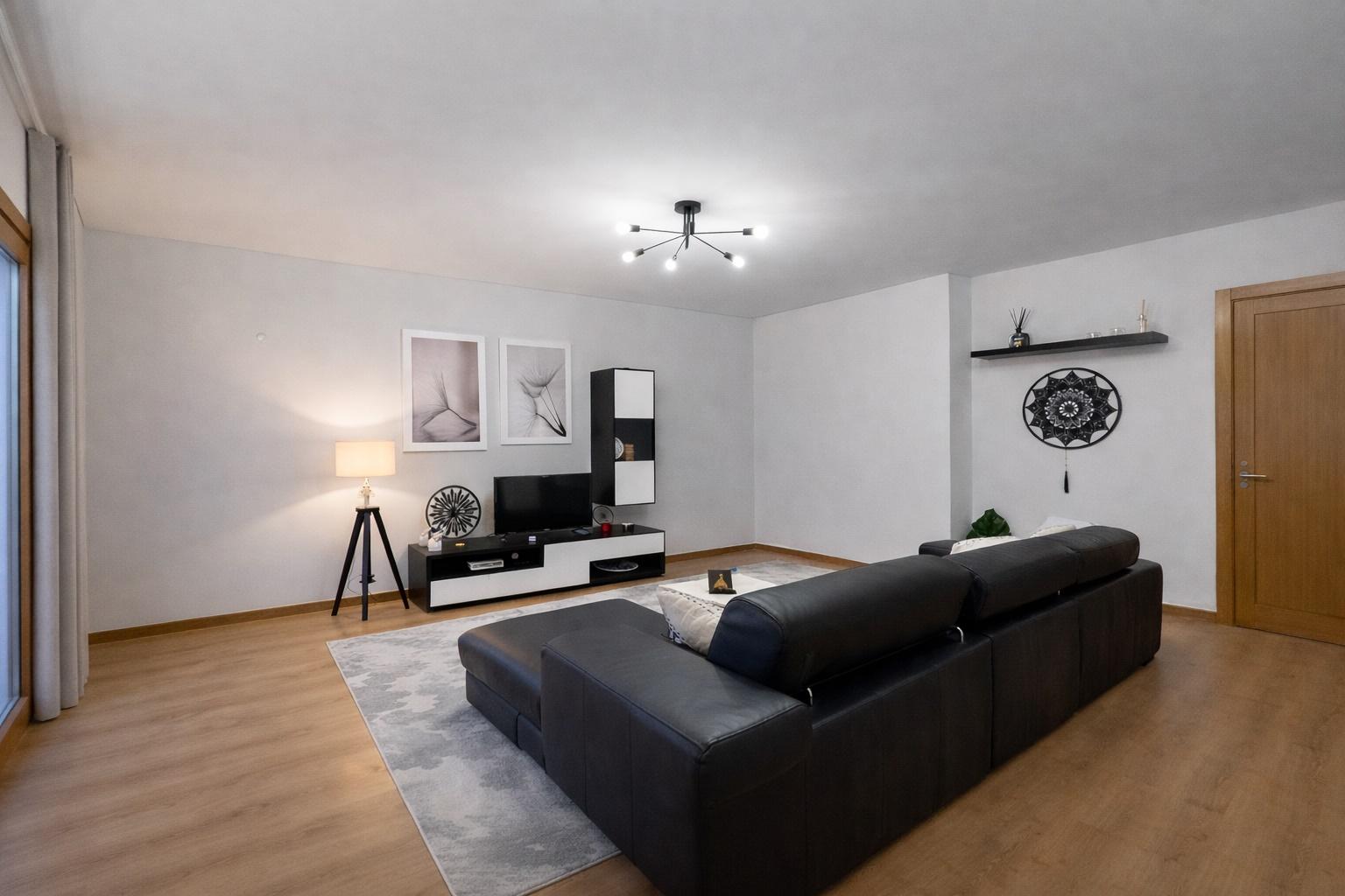 APARTAMENTO T4 PARA VENDA EM LOULÉ ALGARVE