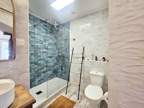 EXCLUSIVIDADE

Moradia renovada com 2 quartos numa aldeia perto de Loulé