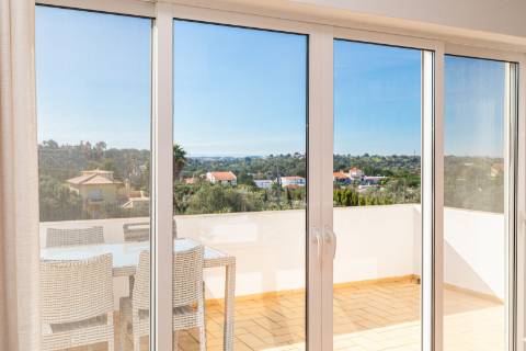 Elegante moradia V5 - Vista Campo e Mar