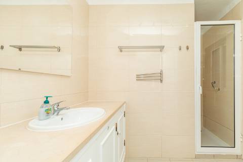 Elegante moradia V5 - Vista Campo e Mar