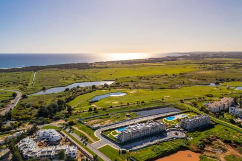 Deslumbrante apartamento T2 com vista para o golfe - Vilamoura