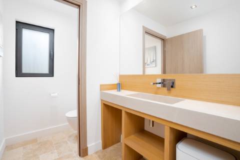 EXCLUSIVIDADE

Moradia Térrea T3 de Luxo com Piscina Privada | Quinta de Faro, junto à Ria Formosa