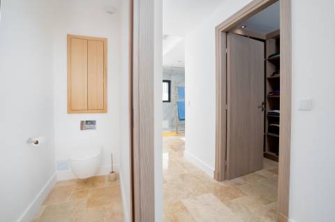 EXCLUSIVIDADE

Moradia Térrea T3 de Luxo com Piscina Privada | Quinta de Faro, junto à Ria Formosa