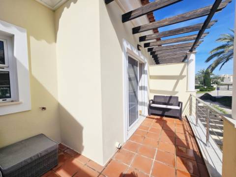 Moradia V4 situada numa zona exclusivo de Vila Sol com vista golf