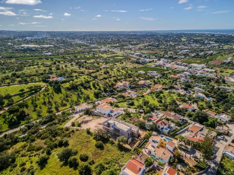 BOLIQUEIME - Moradia com VISTA MAR, 6+1 Quartos, Piscina, 11 minutos da praia da Falésia