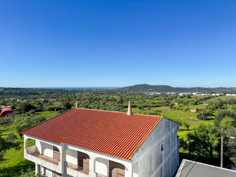 Loulé T3 Quartos no Segundo Andar e Vista para o Mar e Campo à Venda