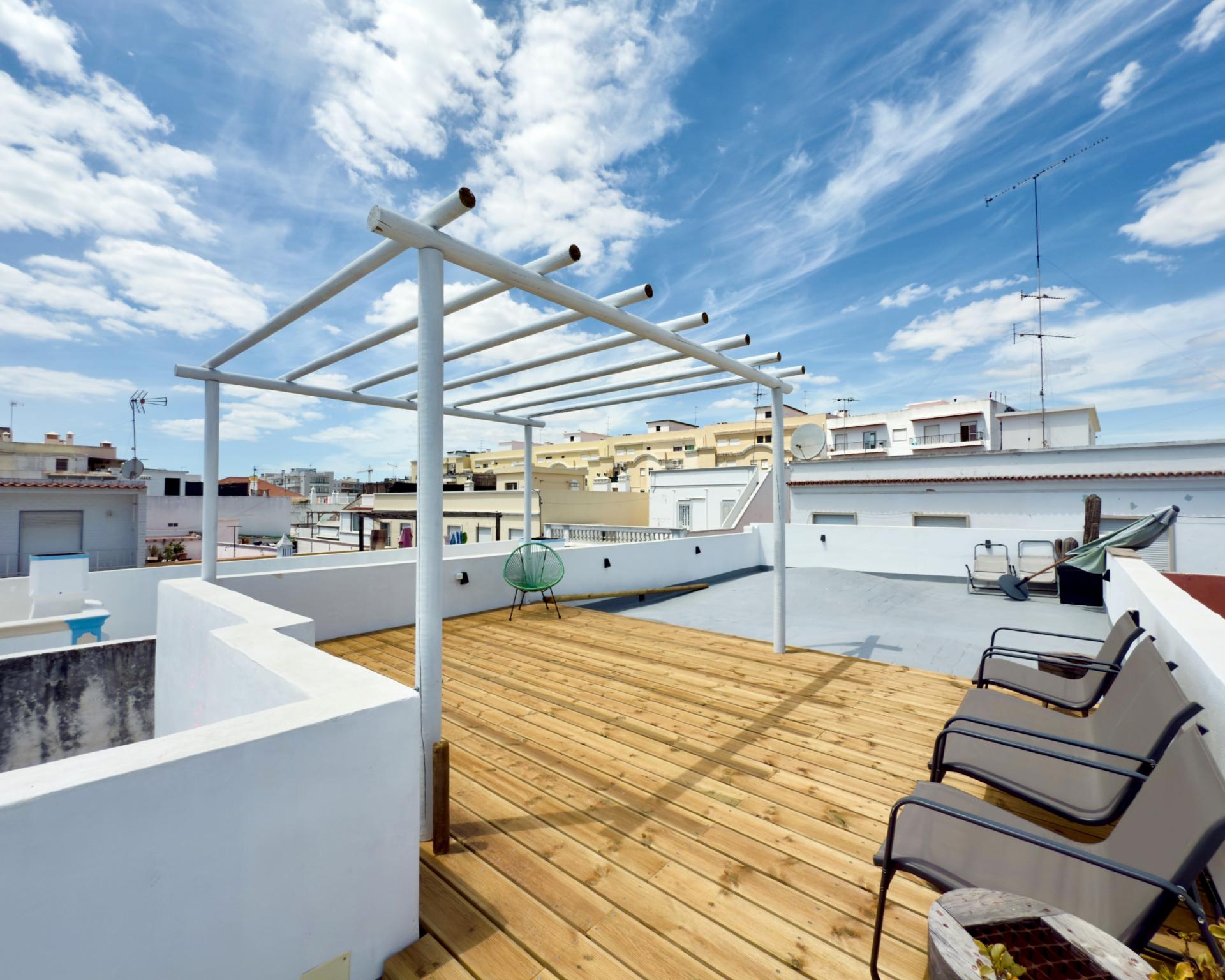 Casa com charme autêntico I 2 quartos I Patio I Rooftop no centro histórico de Olhão
