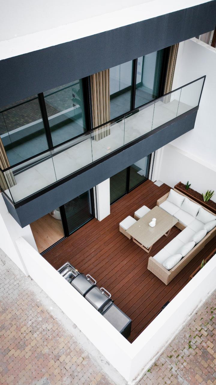 Deslumbrante moradia de 3 quartos, concebida para aliar conforto, praticidade e elegância no dia a dia.