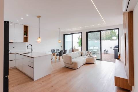 Deslumbrante moradia de 3 quartos, concebida para aliar conforto, praticidade e elegância no dia a dia.