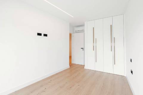 Deslumbrante moradia de 3 quartos, concebida para aliar conforto, praticidade e elegância no dia a dia.