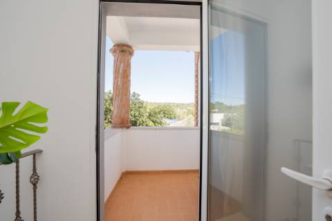 EXCLUSIVIDADE

Moradia de qualidade situada a 5mn de Loulé, com 3 quartos e piscina