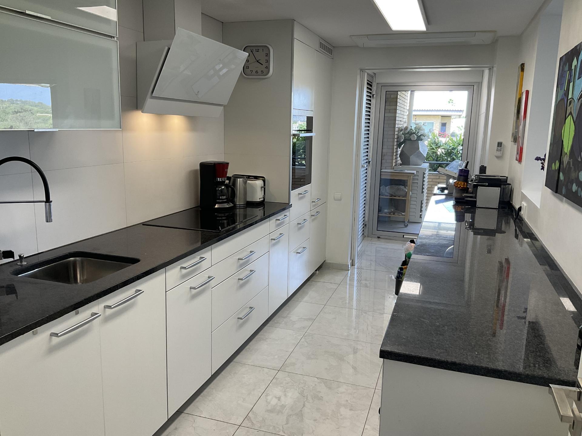 Apartamento exclusivo com vistas deslumbrantes sobre o golfe e o mar em Vilamoura