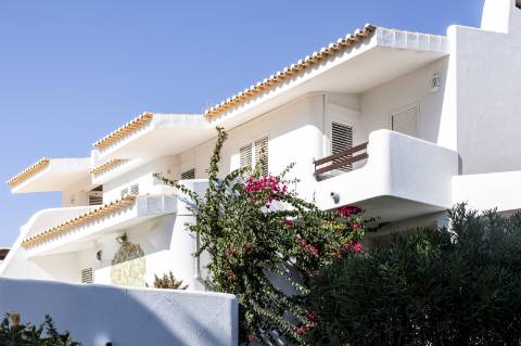 Moradia impressionante 5 quartos num lote excecional