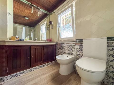 Moradia impressionante 5 quartos num lote excecional