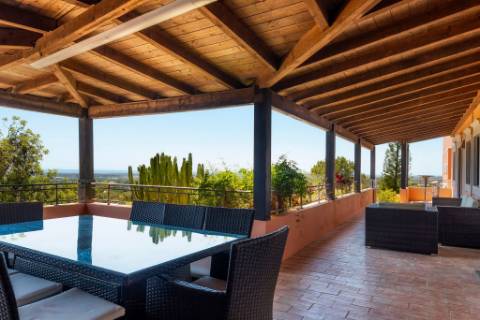 Elegante Quinta com Vista Deslumbrante sobre o Atlântico em Santa Bárbara de Nexe